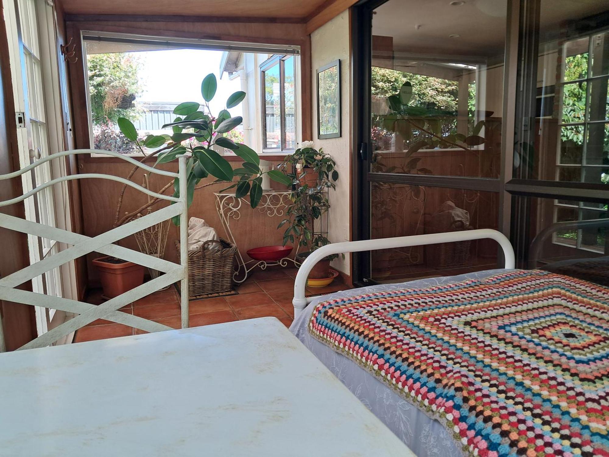 Secret Cottage Waitara ภายนอก รูปภาพ